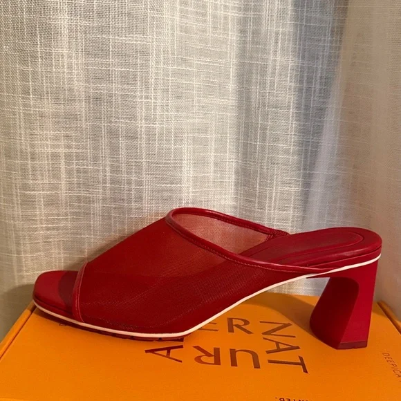 Elegant Red Mesh Heeled Mules - Picture 2 of 12